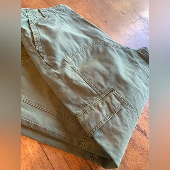 Universal Thread Wide Leg Pants in Olive Green Cargo Pants - Picture 6 of 13